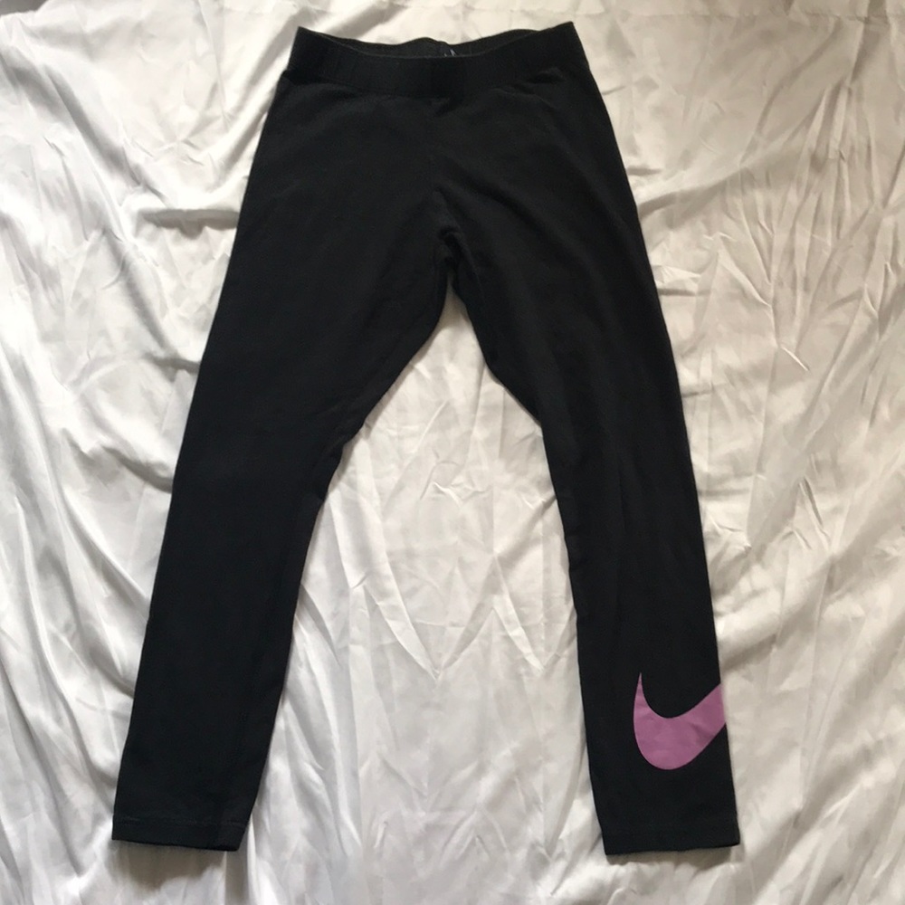 Nike ankle length leggings